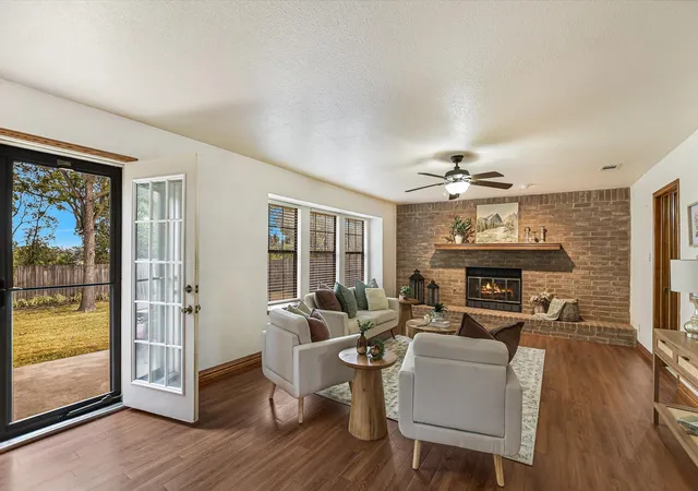 Photo 3 of Single family home for sale at 525 Pigeon Frg Rd, Pflugerville, TX 78660 | MLS# 3615071 | Listing updated on 2026-10-03
