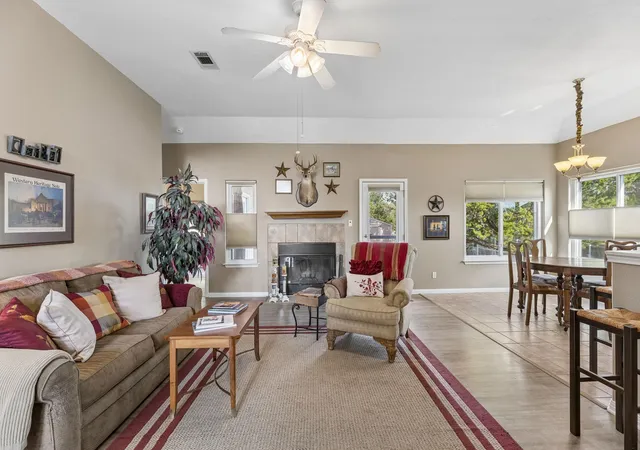 Photo 3 of Single family home for sale at 1 Rock Holw Cir, Wimberley, TX 78676 | MLS# 5808312 | Listing updated on 2026-10-02
