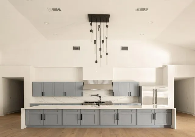 Photo 3 of Mansion for sale at 4115 Ave D #1, Austin, TX 78751 | MLS# 6465843 | Listing updated on 2026-10-15