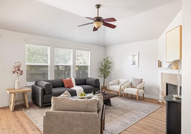 Photo 4 of Single family home for sale at 717 Windsor Castle Dr, Pflugerville, TX 78660 | MLS# 2572943 | Listing updated on 2026-09-29