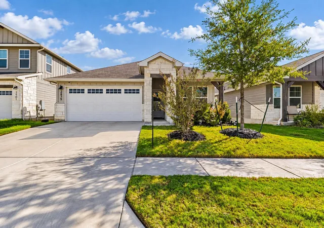Photo 1 of Single family home for sale at 2879 Ml Run Bnd, Round Rock, TX 78665 | MLS# 8235805 | Listing updated on 2026-10-08