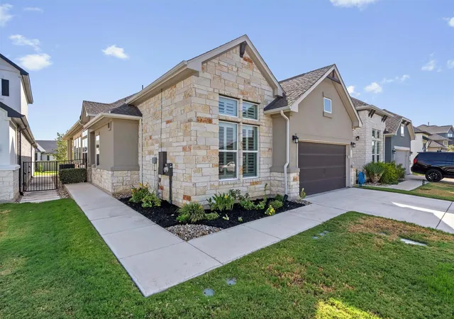 Photo 2 of Single family home for sale at 789 Faith Dr, Liberty Hill, TX 78642 | MLS# 1259344 | Listing updated on 2026-09-19