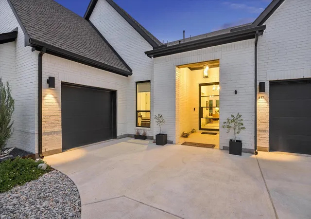 Photo 3 of Single family home for sale at 437 Trabuco Bnd, Liberty Hill, TX 78642 | MLS# 5955042 | Listing updated on 2026-10-08