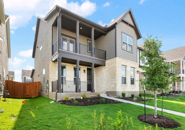 Photo 2 of Single family home for sale at 421 Carr Dr, Liberty Hill, TX 78642 | MLS# 3852784 | Listing updated on 2026-09-18