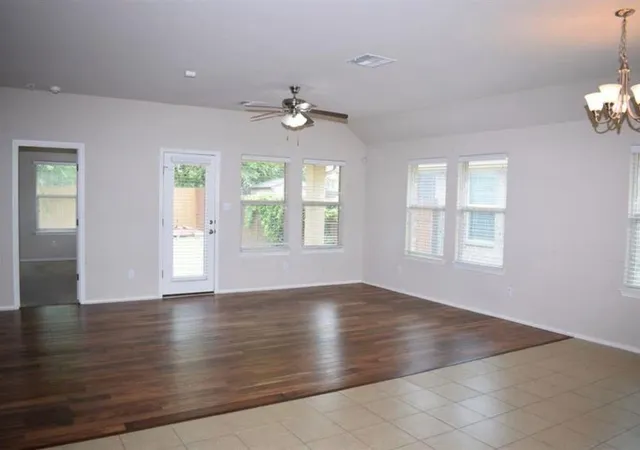 Photo 3 of Single family home for sale at 520 S Brook Dr, Leander, TX 78641 | MLS# 2696095 | Listing updated on 2026-09-18