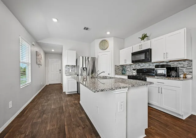 Photo 3 of Single family home for sale at 343 Andover Ln, Kyle, TX 78640 | MLS# 6405702 | Listing updated on 2026-10-02