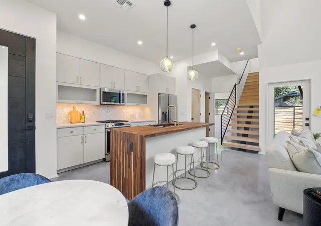 Photo 3 of Condo for sale at 4506 Clawson Rd #2, Austin, TX 78745 | MLS# 5099136 | Listing updated on 2026-10-25