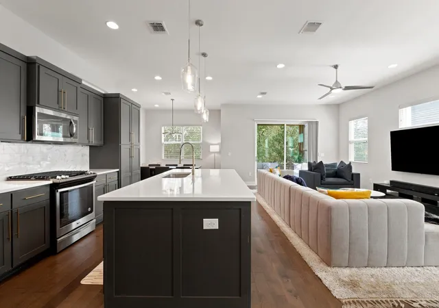 Photo 2 of Single family home for sale at 7205 Boyle Dr, Austin, TX 78724 | MLS# 8541784 | Listing updated on 2026-10-02