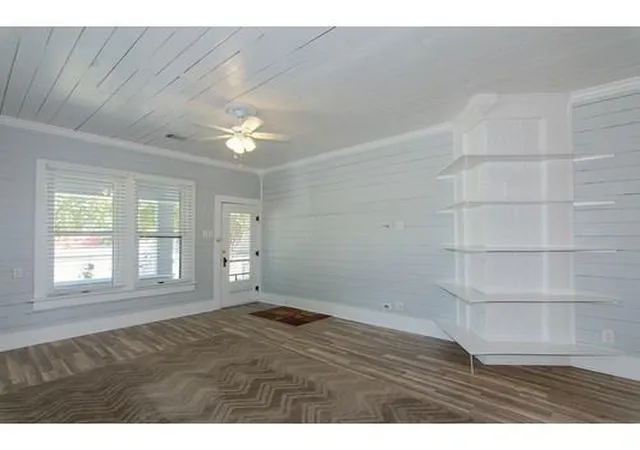 Photo 4 of Single family home for sale at 619 Talbot St, Taylor, TX 76574 | MLS# 2887391 | Listing updated on 2026-10-05