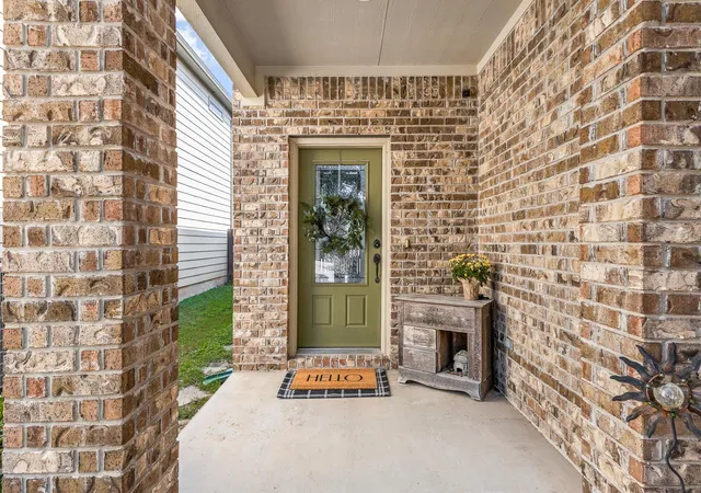 Photo 3 of Single family home for sale at 9913 Aly May Dr, Austin, TX 78748 | MLS# 6628406 | Listing updated on 2026-10-08