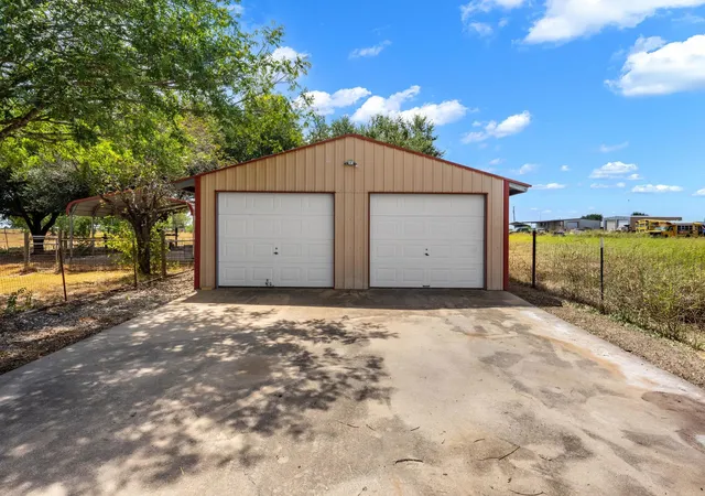 Photo 1 of Single family home for sale at 201 930 Par, Taylor, TX 76574 | MLS# 5092990 | Listing updated on 2026-10-20