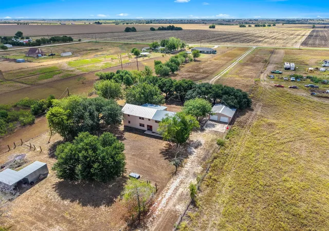 Photo 3 of Single family home for sale at 201 930 Par, Taylor, TX 76574 | MLS# 5092990 | Listing updated on 2026-10-20