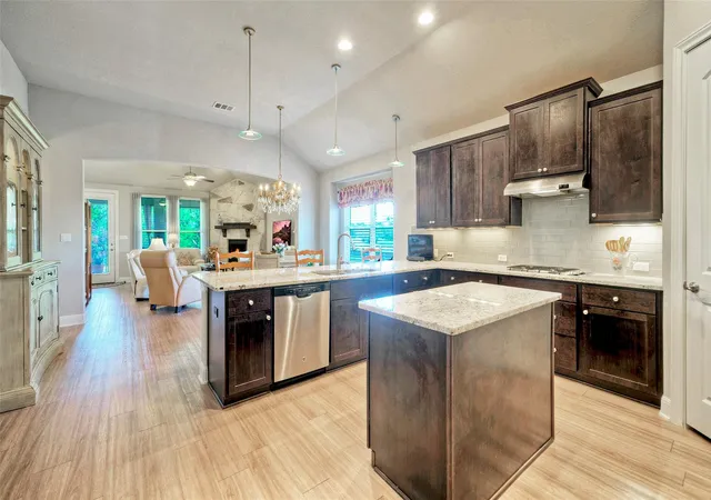 Photo 4 of Single family home for sale at 112 Senna Dr, Dripping Springs, TX 78620 | MLS# 7205962 | Listing updated on 2026-10-07