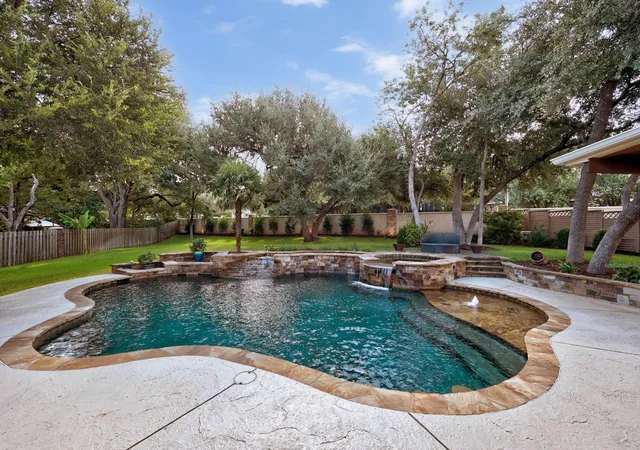 Photo 3 of Single family home for sale at 3205 Bay Hl Ln, Round Rock, TX 78664 | MLS# 9060229 | Listing updated on 2026-09-22