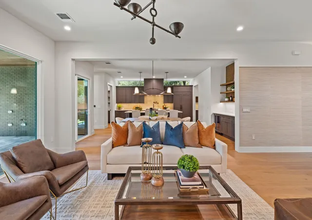 Photo 3 of Single family home for sale at 5408 Montview St, Austin, TX 78756 | MLS# 4409303 | Listing updated on 2026-09-18