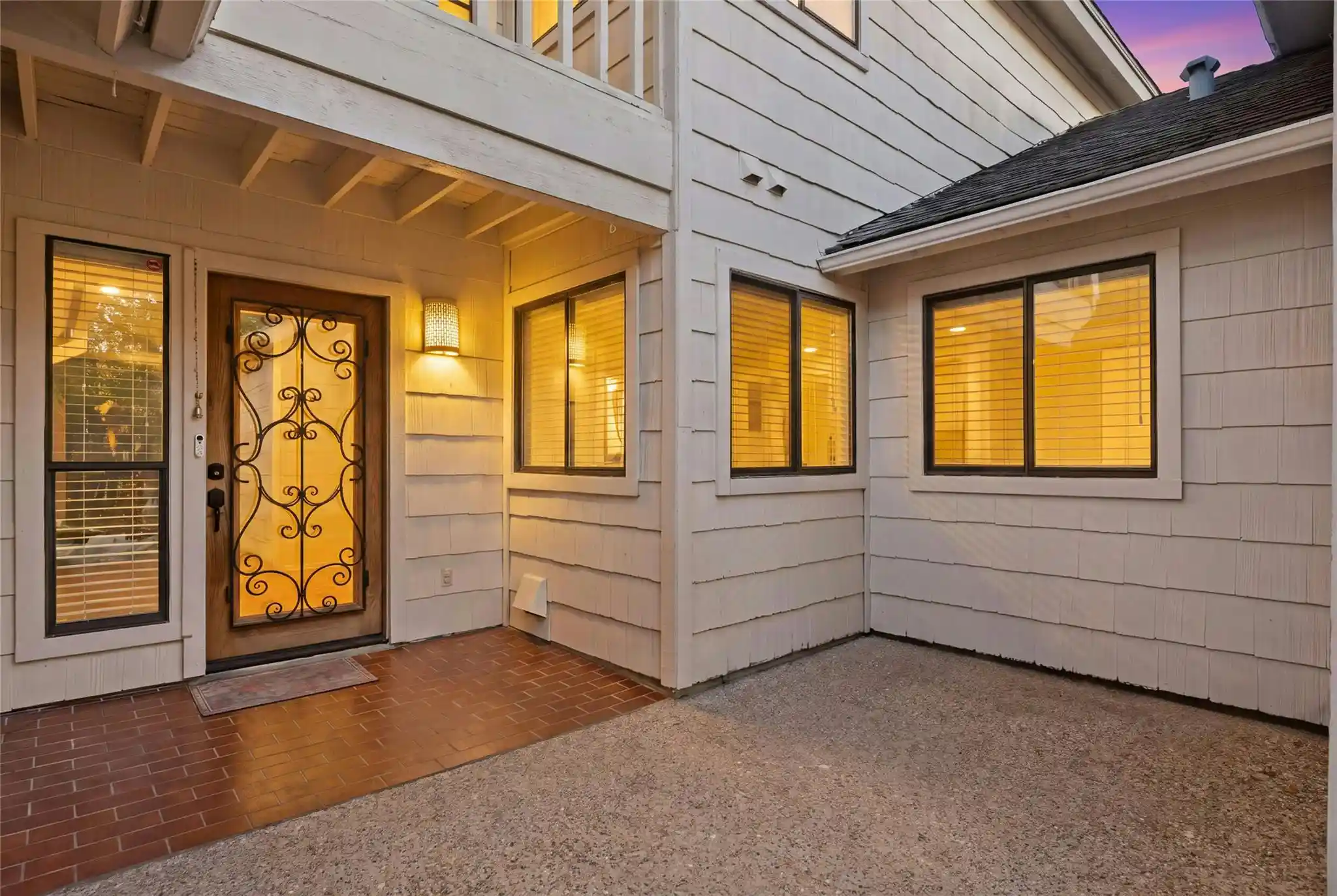 Listing Photo 2 - Condo for sale in 10900 Crown Colony Dr located at 10900 Crown Colony Dr, Austin, TX 78747 - Unit 10900 Crown Colony Dr