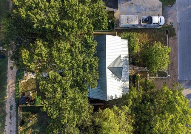 Photo 3 of Single family home for sale at 503 Wilkes St, Smithville, TX 78957 | MLS# 8212499 | Listing updated on 2026-09-28