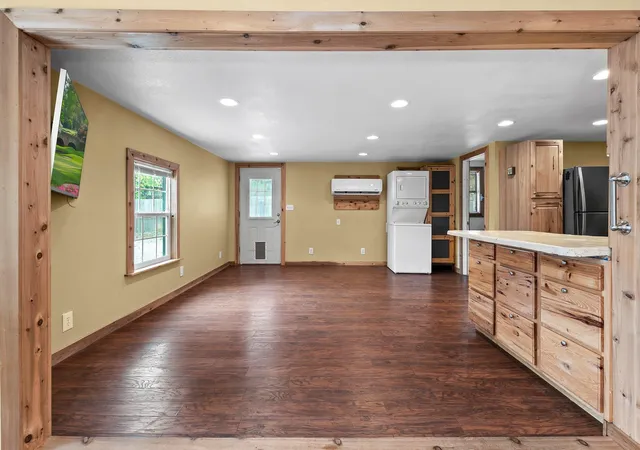 Photo 3 of Single family home for sale at 10614 Sunny Ln, Jonestown, TX 78645 | MLS# 6155288 | Listing updated on 2026-10-06