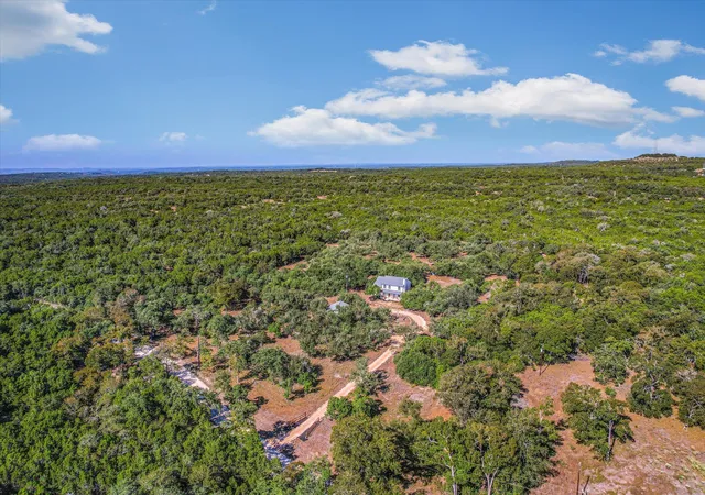 Photo 2 of Single family home for sale at 401 N Rainbow Ranch Rd, Wimberley, TX 78676 | MLS# 8162704 | Listing updated on 2026-09-24