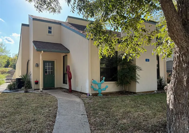Photo 1 of Townhouse for sale at 10 Townhouse Cir, Wimberley, TX 78676 | MLS# 1831860 | Listing updated on 2026-09-21