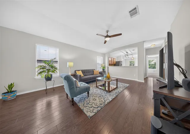 Photo 3 of Single family home for sale at 112 Northern Trl, Leander, TX 78641 | MLS# 7154209 | Listing updated on 2026-09-30