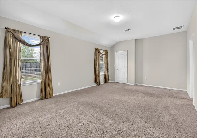 Photo 3 of Single family home for sale at 11820 Jamie Dr, Manor, TX 78653 | MLS# 3954514 | Listing updated on 2026-10-05