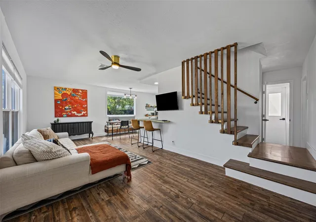 Photo 3 of Single family home for sale at 1101 Kenyon Dr, Austin, TX 78745 | MLS# 8090023 | Listing updated on 2026-09-25