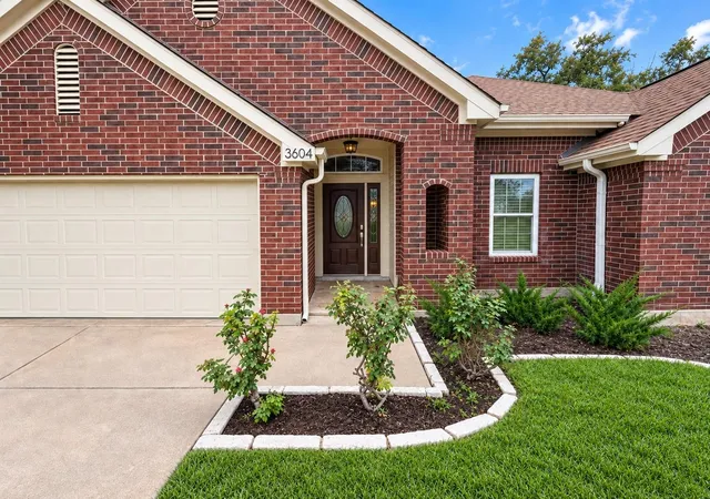 Photo 2 of Single family home for sale at 3604 Sandoval Ct, Austin, TX 78732 | MLS# 8507805 | Listing updated on 2026-09-29