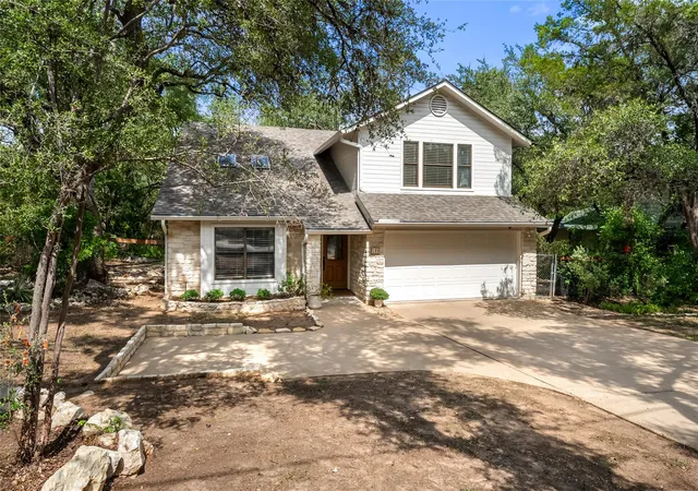 Photo 29 of Single family home for sale at 108 W Spring Dr, West Lake Hills, TX 78746 | MLS# 3571001 | Listing updated on 2026-10-10