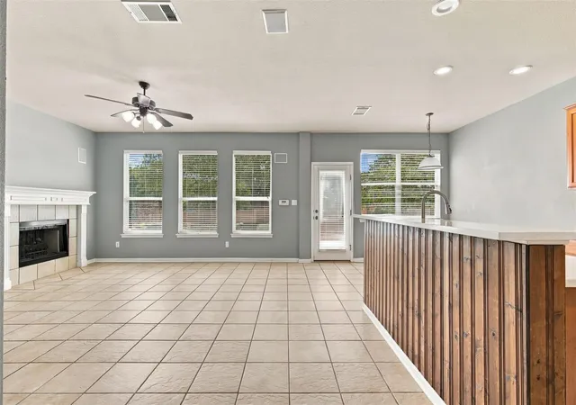 Photo 4 of Single family home for sale at 2507 Texan Dr, Cedar Park, TX 78613 | MLS# 8435678 | Listing updated on 2026-10-01
