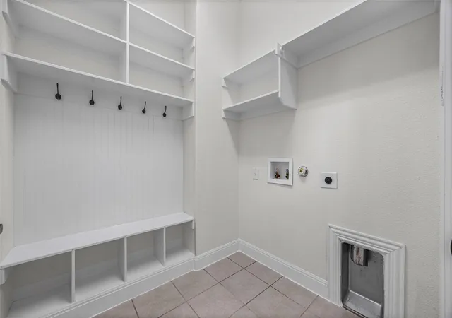 Photo 4 of Single family home for sale at 2604 Pecan Crk Dr, Leander, TX 78641 | MLS# 7262318 | Listing updated on 2026-10-06
