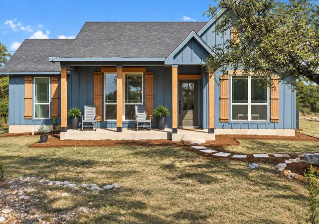 Photo 1 of Single family home for sale at 717 Brock Holw Dr, Johnson City, TX 78636 | MLS# 7920571 | Listing updated on 2026-10-09