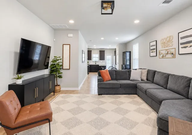 Photo 4 of Single family home for sale at 1313 Hazleton Cv, Austin, TX 78753 | MLS# 3784369 | Listing updated on 2026-10-01