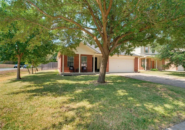 Photo 1 of Single family home for sale at 201 Hanstrom Dr, Hutto, TX 78634 | MLS# 6049002 | Listing updated on 2026-10-10