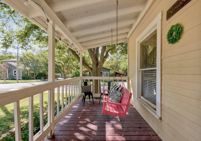 Photo 2 of Single family home for sale at 712 E 44th Street #A, Austin, TX 78751 | MLS# 3849571 | Listing updated on 2026-09-22
