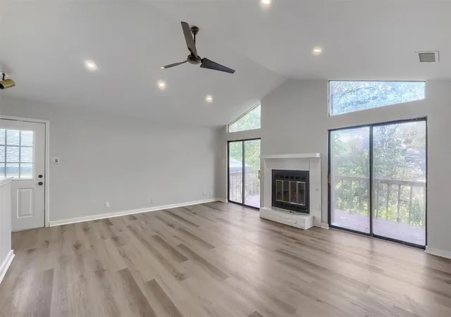 Photo 3 of Single family home for sale at 6026 Mount Bonnell Cv, Austin, TX 78731 | MLS# 1599640 | Listing updated on 2026-10-09