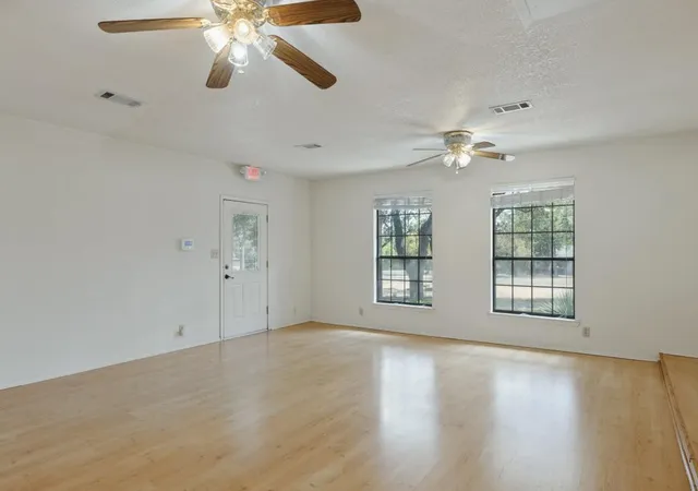 Photo 3 of Single family home for sale at 300 W Sequoia Spur, Georgetown, TX 78628 | MLS# 5037737 | Listing updated on 2026-09-30