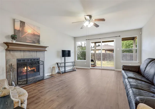 Photo 4 of Single family home for sale at 3800 Hickox Dr, Round Rock, TX 78665 | MLS# 9293108 | Listing updated on 2026-09-19