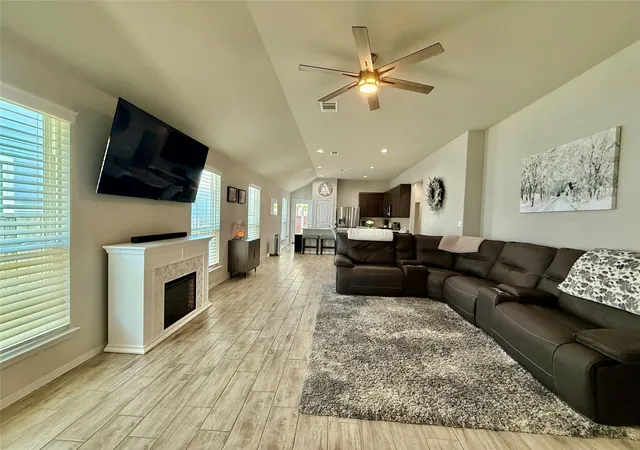 Photo 4 of Single family home for sale at 144 Riverhill Dr, Georgetown, TX 78628 | MLS# 8081717 | Listing updated on 2026-09-23