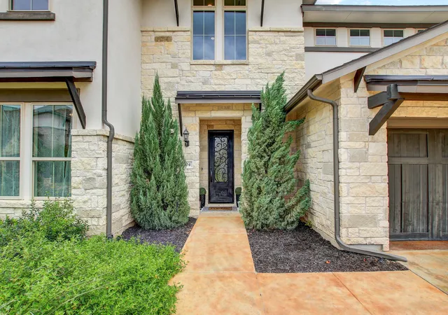 Photo 2 of Single family home for sale at 304 Coniglio Cv, Austin, TX 78738 | MLS# 5500538 | Listing updated on 2026-10-07