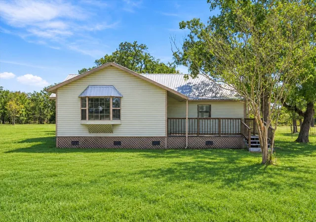 Photo 2 of Single family home for sale at 193 Fm 1209, Cedar Creek, TX 78612 | MLS# 5683193 | Listing updated on 2026-09-24