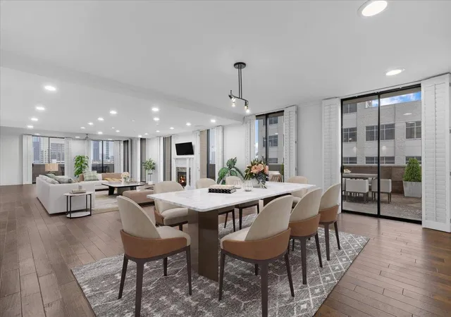 Photo 2 of Condo for sale at 1122 Colorado St #1004, Austin, TX 78701 | MLS# 6230200 | Listing updated on 2026-09-22