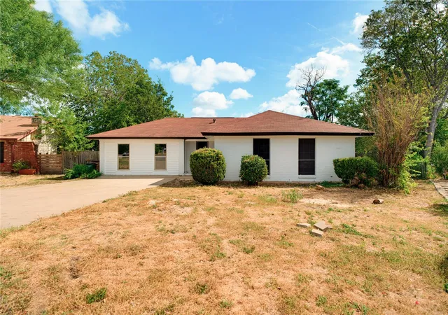 Photo 1 of Single family home for sale at 2311 Campden Dr, Austin, TX 78745 | MLS# 7334980 | Listing updated on 2026-10-05