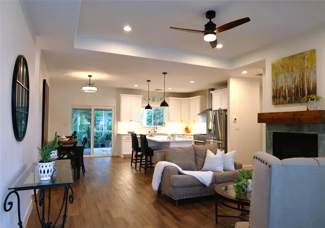 Photo 2 of Single family home for sale at 20602 Oak Rdg, Lago Vista, TX 78645 | MLS# 3827399 | Listing updated on 2026-10-09