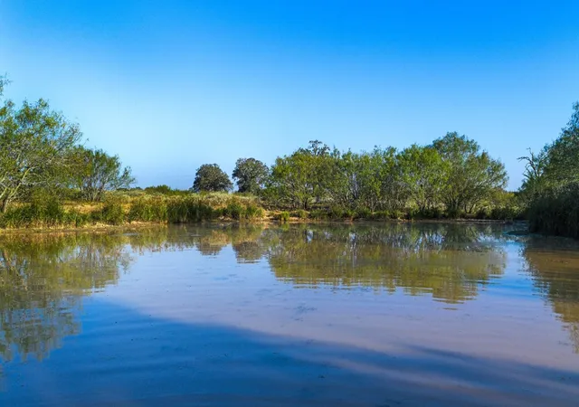 Land for sale at 2612 Roosevelt Dr, Luling, TX 78648 | MLS# 5133705