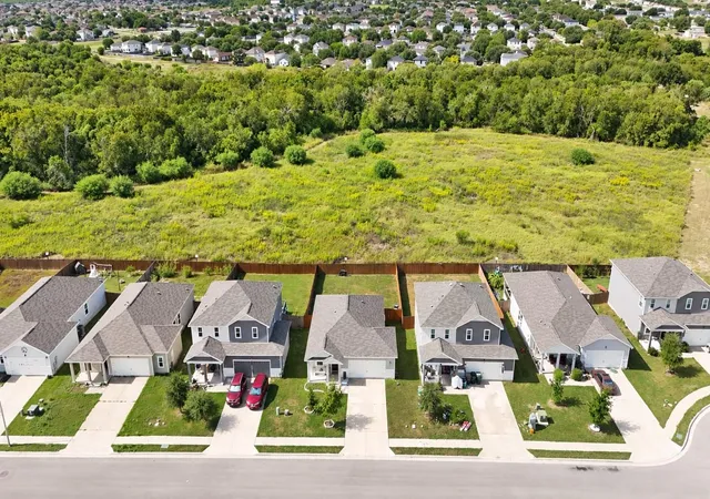Photo 2 of Single family home for sale at 130 Satsuma Ln, Kyle, TX 78640 | MLS# 2818667 | Listing updated on 2026-10-09