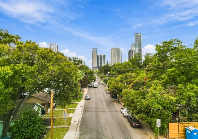 Photo 2 of Single family home for sale at 1507 1/2 Holly St, Austin, TX 78702 | MLS# 3768528 | Listing updated on 2026-10-08