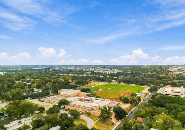 Photo 3 of Single family home for sale at 1507 1/2 Holly St, Austin, TX 78702 | MLS# 3768528 | Listing updated on 2026-10-08
