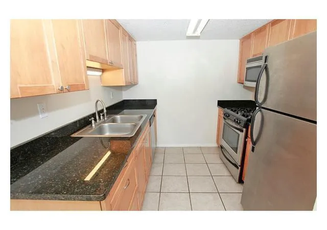 Photo 3 of Condo for sale at 1800 Lavaca St #204, Austin, TX 78701 | MLS# 3962260 | Listing updated on 2026-10-03