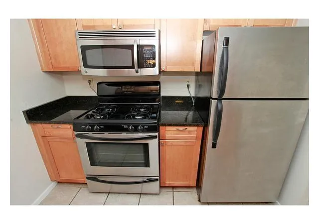 Photo 3 of Condo for sale at 1800 Lavaca St #204, Austin, TX 78701 | MLS# 3962260 | Listing updated on 2026-10-03